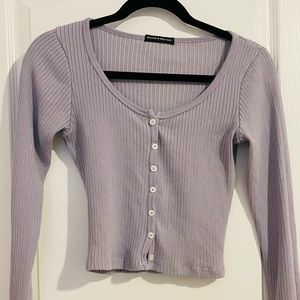 #brandymellville crop button up sweater.